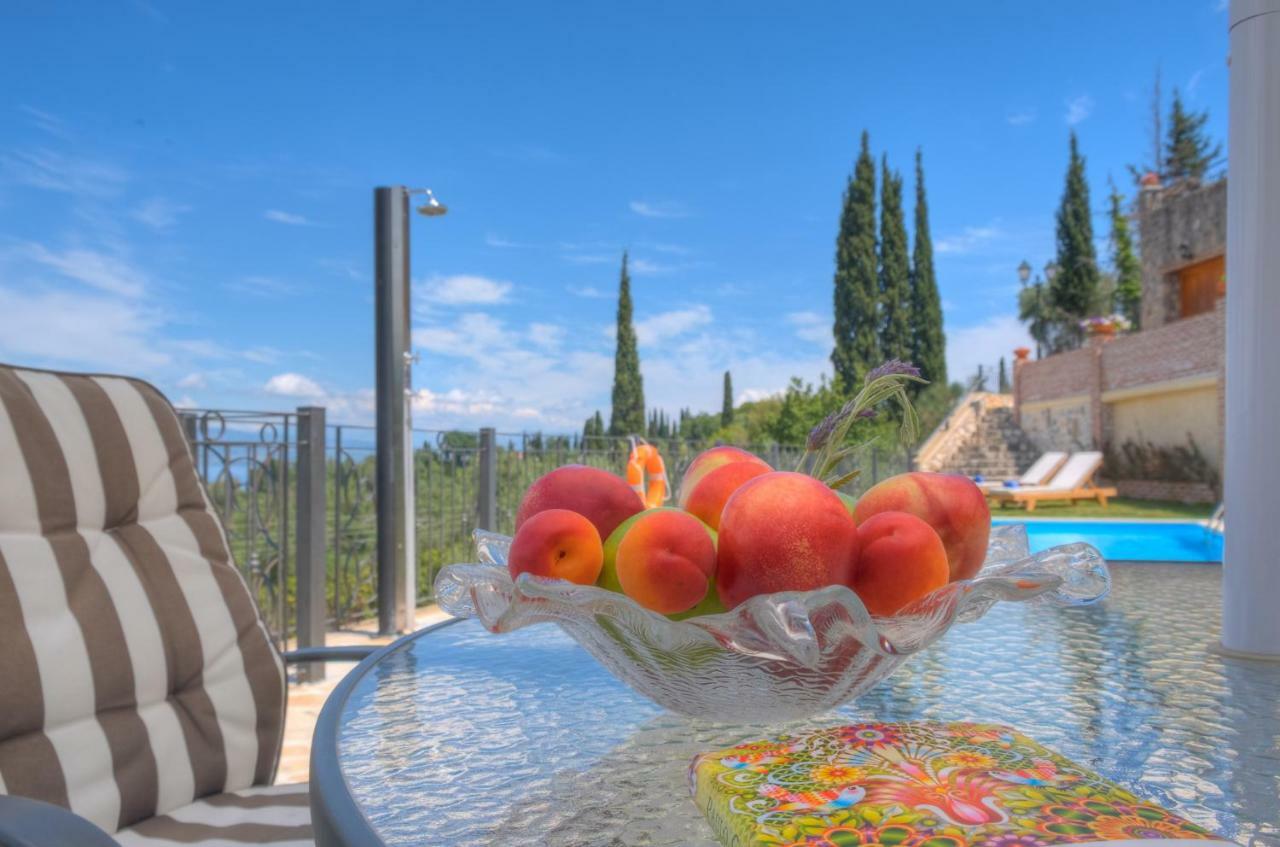 Villa Savvina Potamos  ภายนอก รูปภาพ